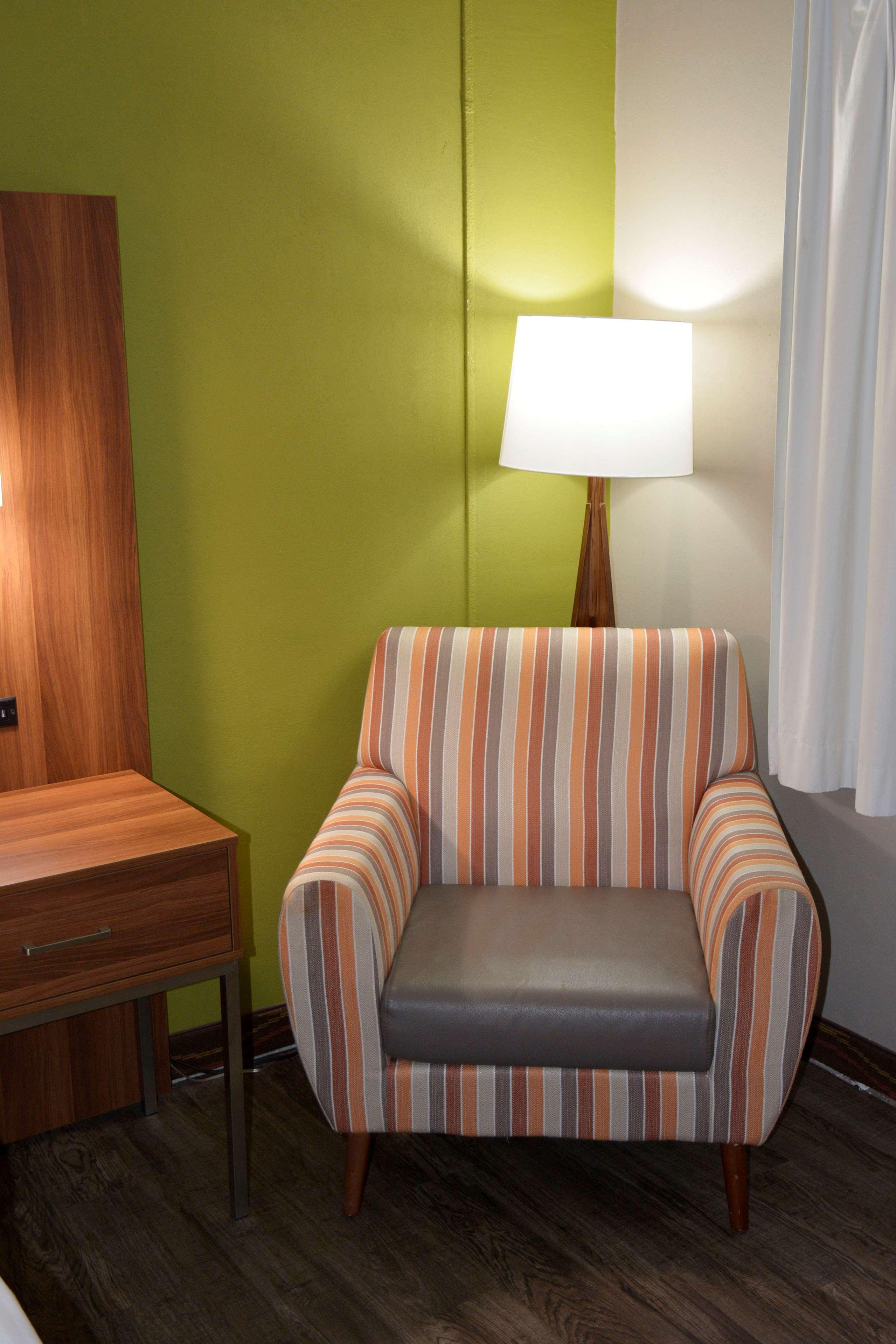 Best Western Plus Atrium Inn Schertz Exterior photo